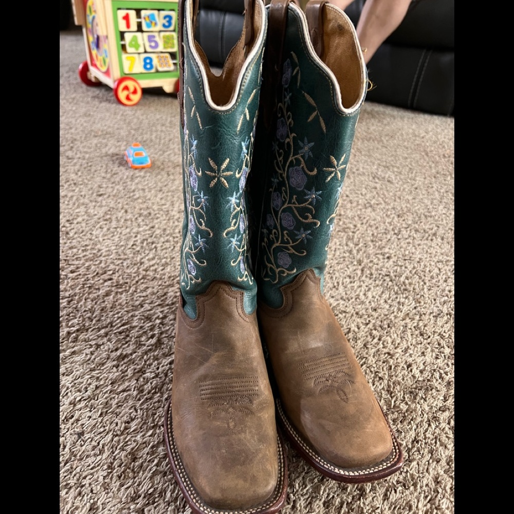 Woman’s boots